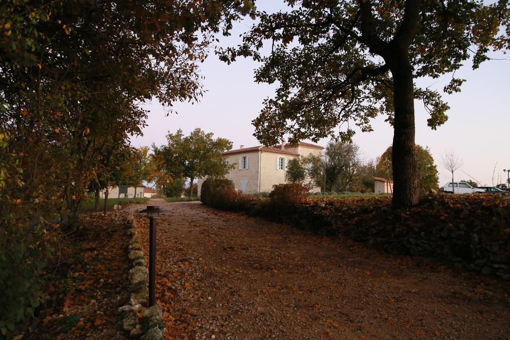 Chambres D'Hotes Domaine De Nazere Avezan Dış mekan fotoğraf