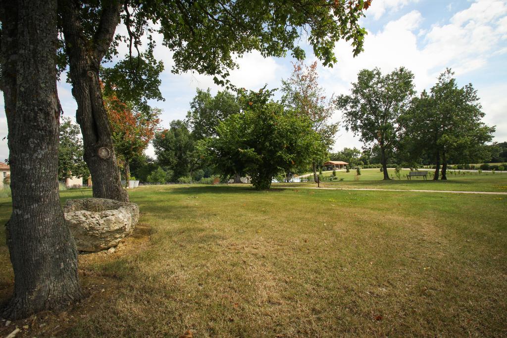 Chambres D'Hotes Domaine De Nazere Avezan Dış mekan fotoğraf
