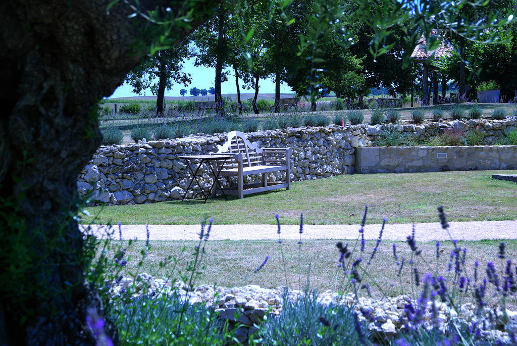 Chambres D'Hotes Domaine De Nazere Avezan Dış mekan fotoğraf